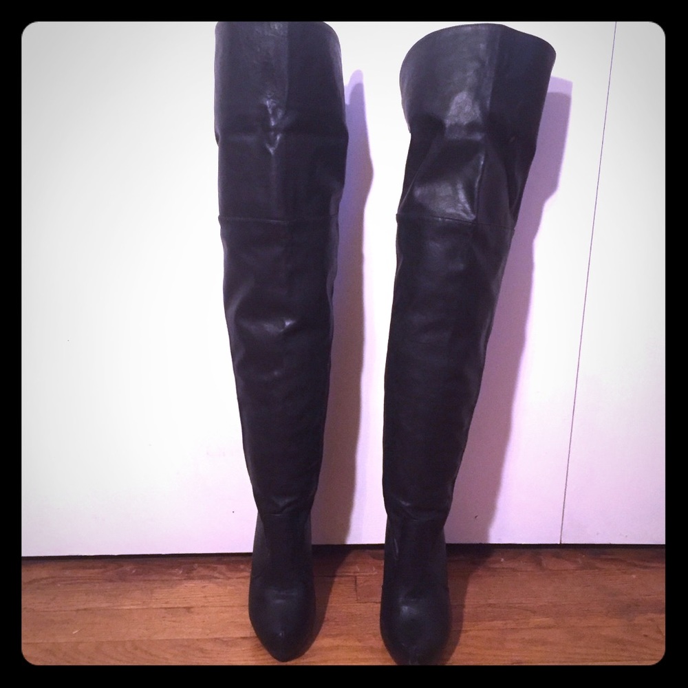 Dots Tall over the knee Black Boots